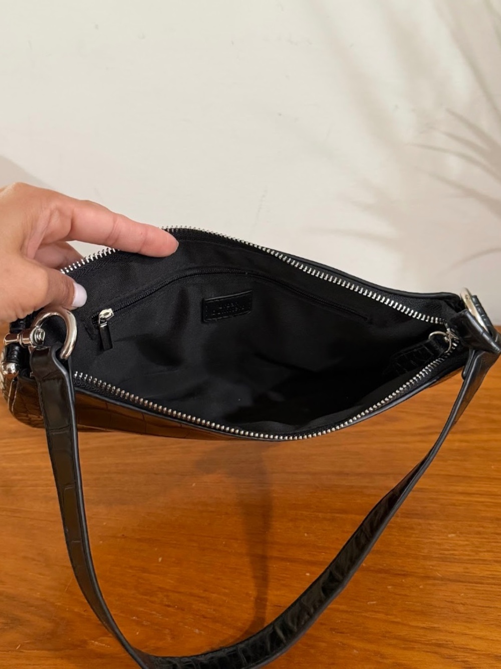 Urban Outfitters Black Vegan Leather Croc Mini Shoulder Bag Small Purse - Picture 6 of 9